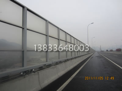 ��������h���^����